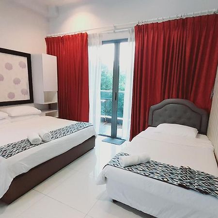Bulan Guesthouse Imago Кота Кинабалу Екстериор снимка