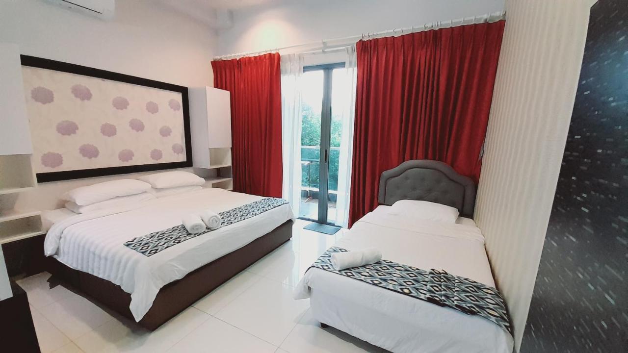 Bulan Guesthouse Imago Кота Кинабалу Екстериор снимка